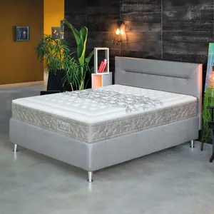 Letto grigio con materasso Permaflex